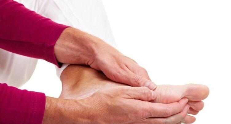 Liječenje gljivica kod kuće prihvatljivo je u početnoj fazi